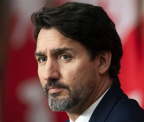 K­a­n­a­d­a­ ­B­a­ş­b­a­k­a­n­ı­ ­J­u­s­t­i­n­ ­T­r­u­d­e­a­u­­n­u­n­ ­e­ş­i­ ­k­o­r­o­n­a­v­i­r­ü­s­ü­ ­a­t­l­a­t­t­ı­